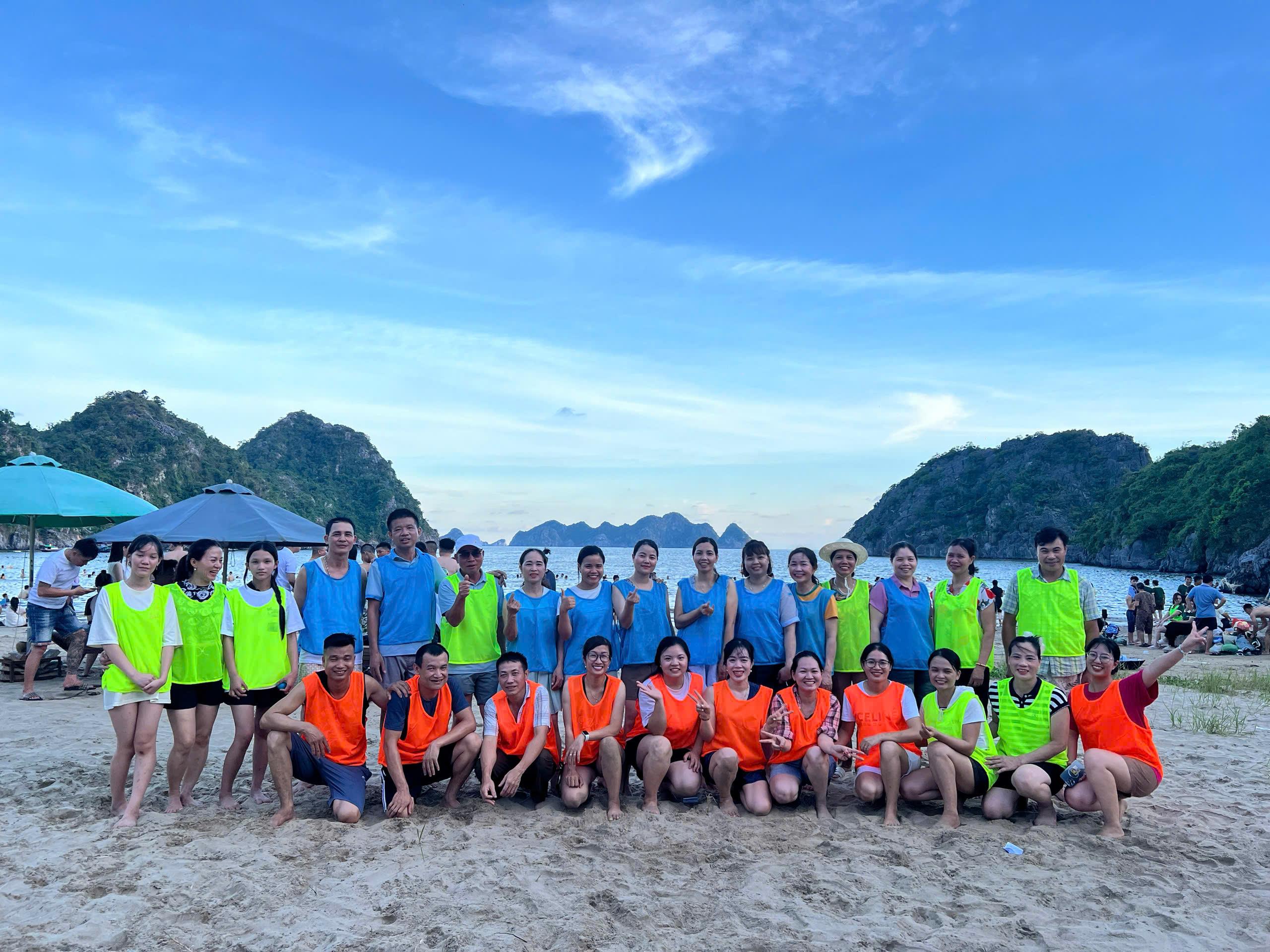 Gỗ Vân tổ chức kỳ nghỉ mát tại đảo Cát Bà cho CB- CNV năm 2025